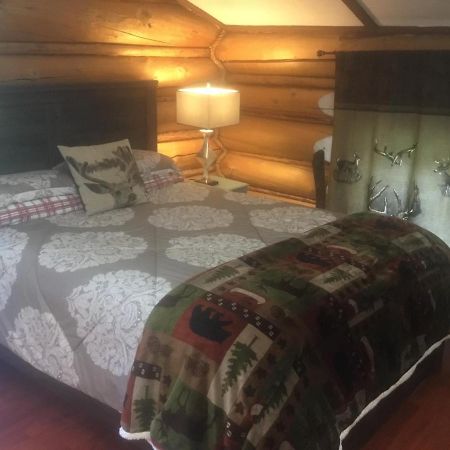 Tetsa River Lodge Екстер'єр фото