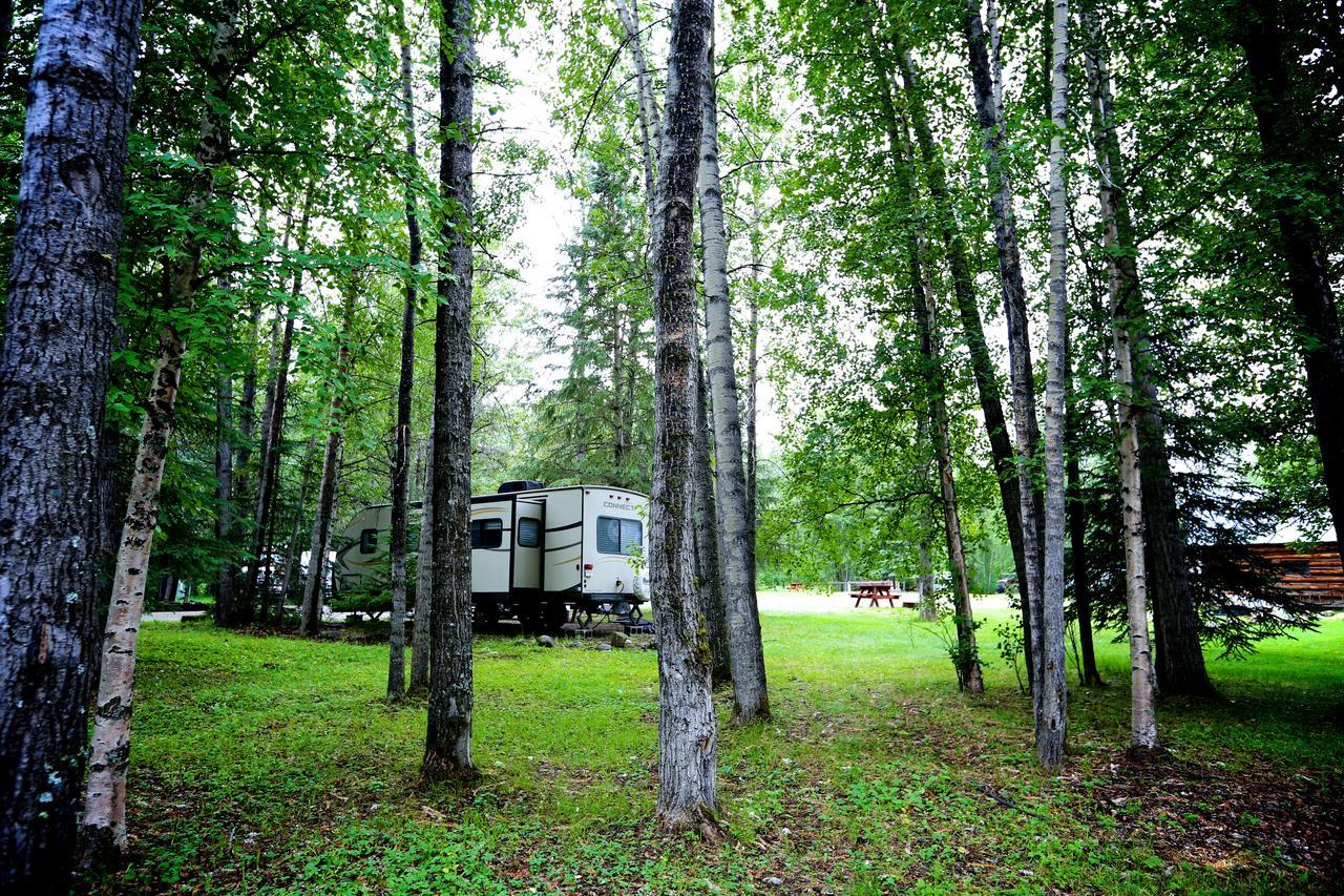 Tetsa River Lodge Екстер'єр фото