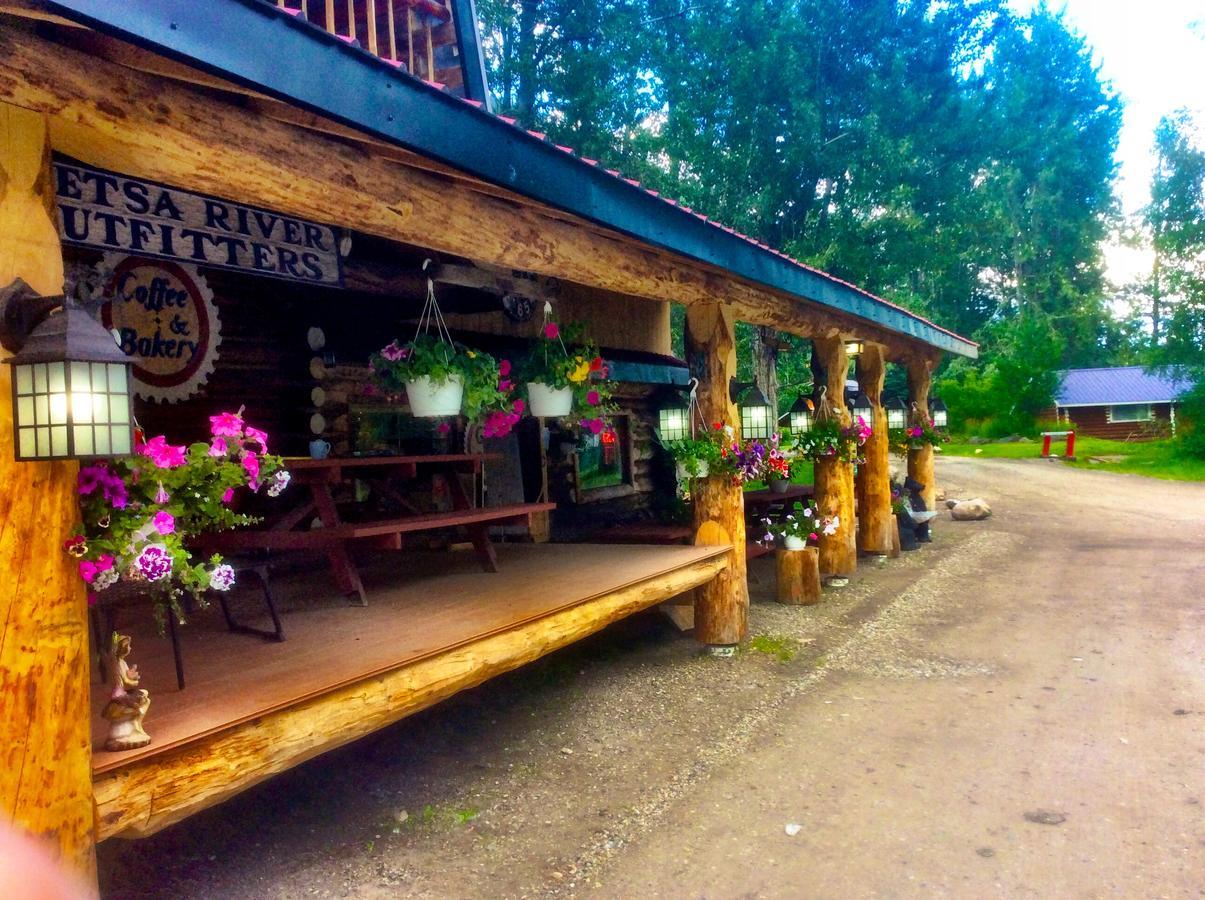 Tetsa River Lodge Екстер'єр фото