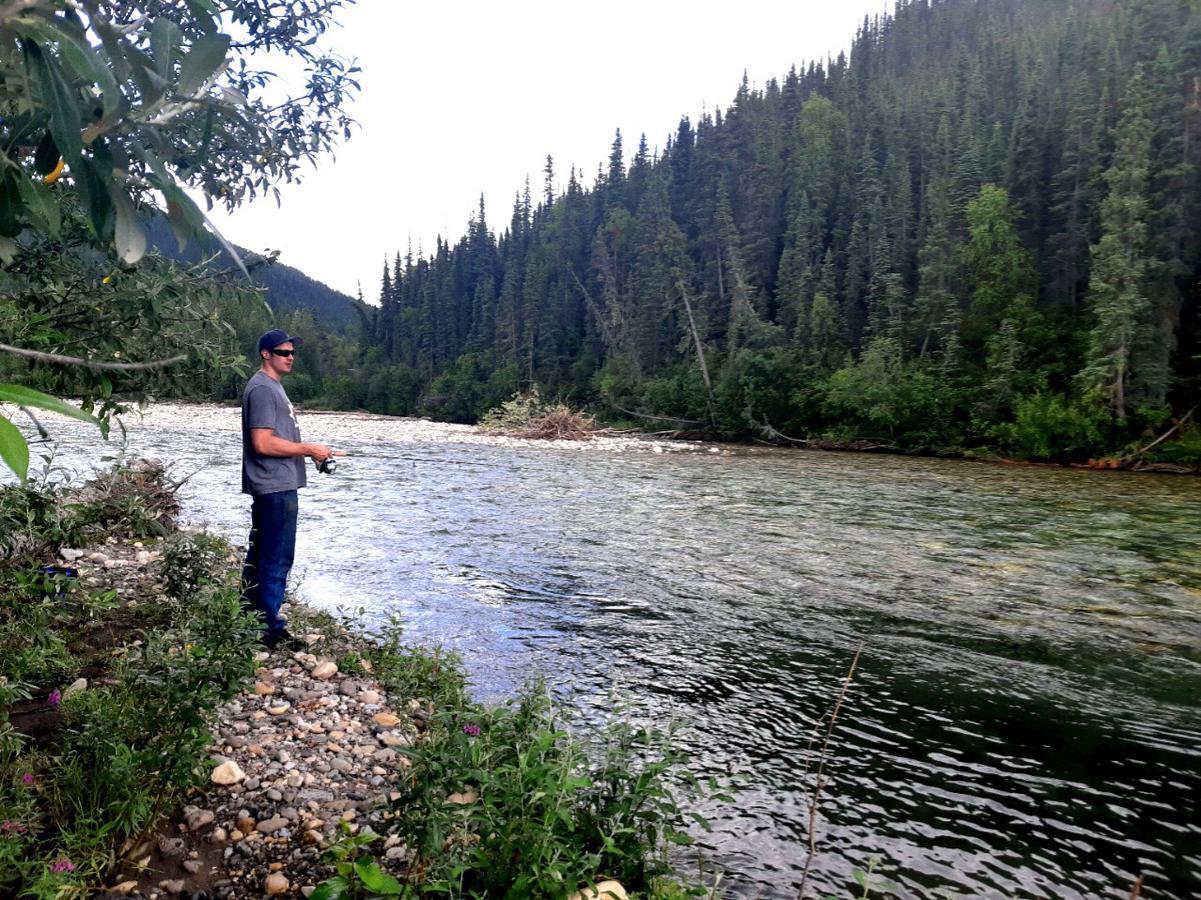 Tetsa River Lodge Екстер'єр фото